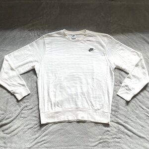 Nike Men's White Crew-Neck Sweater